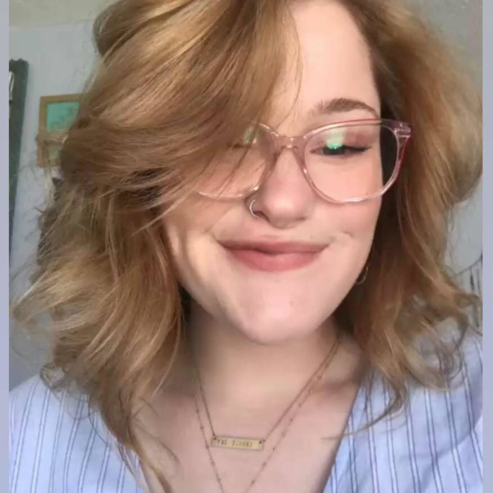 Meet your Posher, Hannah